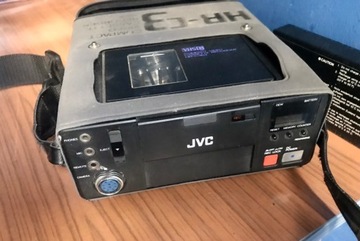 Видеомагнитофон JVC HR-C3 - ПОРТАТИВНЫЙ VHS-C