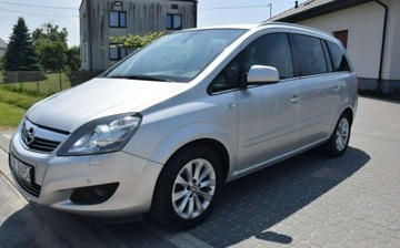Opel Zafira B 1.6 Twinport ecoFLEX 115KM 2013 Opel Zafira 1.6B Klimatronik Xenon PDC 2013r 7 OSOBOWY Sprowadzony 1.6, zdjęcie 4