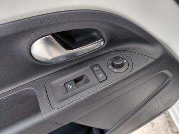 Volkswagen up! Hatchback 5d 1.0 MPI 75KM 2013 Volkswagen up Alu Fender Navi Klimatyzacja Benzyna 75KM, zdjęcie 9