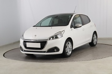 Peugeot 208 I Hatchback 5d Facelifting 1.2 PureTech 82KM 2016 Peugeot 208 1.2 PureTech, Navi, Klima, Tempomat, zdjęcie 1