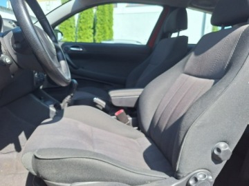 Alfa Romeo 147 Hatchback 1.6 i 16V T.Spark 120KM 2002 Alfa Romeo 147, zdjęcie 19