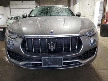 Maserati Levante 2019 Maserati Levante 2019, 3.0L, 4x4, po gradobiciu 3.0 Benzyna 345KM, zdjęcie 2