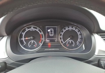 Skoda Rapid II Liftback Facelifting 1.0 TSI 95KM 2019 Skoda RAPID REZERWACJA Ambition 1.0 TSI 95 KM Salon PL ASO Benzyna 95KM, zdjęcie 8