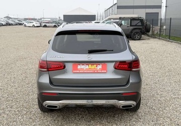 Mercedes GLC C253 2021 Mercedes-Benz GLC 4x4 GLC 2.0 BENZ 258 KM 2021r Warszawa 2.0 Benzyna, zdjęcie 11