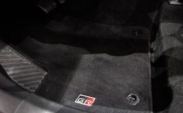 Toyota C-HR I Crossover Facelifting 2.0 Hybrid Dynamic Force 184KM 2023 Toyota C-HR 2.0 Hybrid GR Sport 2.0 Hybryda 184KM, zdjęcie 36