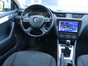 Skoda Octavia III Liftback 1.4 TSI 140KM 2013 Skoda Octavia 1.4 TSI, Salon Polska, Klima, zdjęcie 6