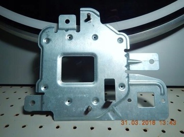 DRŽÁK OPĚRADLA MERCEDES ML W164 ORIG.