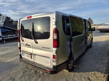 Renault Trafic III Furgon 1.6 Energy dCi 125KM 2017 Renault Trafic Brygadowka 9-osob przedluzany Klima 139tys km. Super Stan, zdjęcie 20