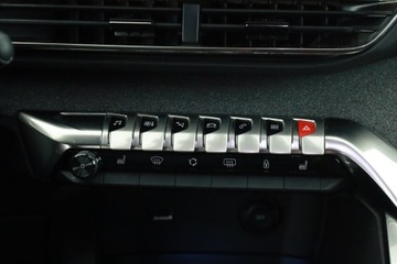 Peugeot 5008 II Crossover Facelifting 1.5 BlueHDi 130KM 2023 Peugeot 5008 1.5 BlueHDi, Salon Polska, zdjęcie 12