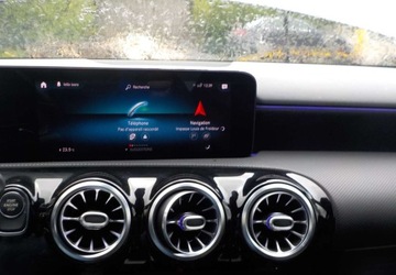 Mercedes Klasa A W177/V177 Hatchback Plug-In 1.3 250e 218KM 2020 Mercedes-Benz Klasa A PLUG-IN Okazja 1.3 Hybryda Plug-in 218KM, zdjęcie 33