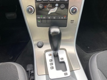 Volvo XC60 I SUV 2.0 D3 163KM 2010 Volvo XC 60 LEDY AUTOMAT NAWIGACJA TEMPOMAT PARKTRONIC163 KONIE ZAREJESTRO, zdjęcie 8