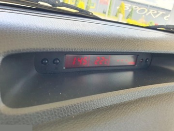 Suzuki Swift IV Hatchback 5d 1.3 DDiS FAP 75KM 2010 Suzuki Swift 1.3 DDiS Comfort 75 KM 2010r, zdjęcie 14