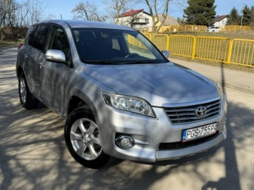 Toyota RAV4 III MPV Facelifting 2.2 D-4D 150KM 2011