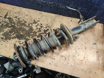 CHEVROLET CAPTIVA 2.4 MCPHERSON PRAVÝ PŘEDNÍ