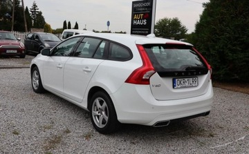 Volvo V60 I Kombi Facelifting 2.0 D4 DRIVE-E 190KM 2015 Volvo V60 NAVI, Grzane Fotele, Multifunkcja, Tempomat, Czujniki, GWARANCJA, zdjęcie 7