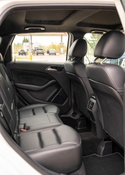 Mercedes Klasa B W246 Sports Tourer 250 BlueEFFICIENCY 211KM 2015 Mercedes-Benz Klasa B Mercedes-Benz Klasa B W246 250 4-Matic 211KM 2.0, zdjęcie 18