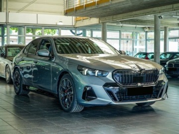 BMW Seria 5 G90-91 Touring 2.0 520d 197KM 2026 BMW Seria 5 520d xDrive Sport Sedan 2.0 (197KM) 2026, zdjęcie 1