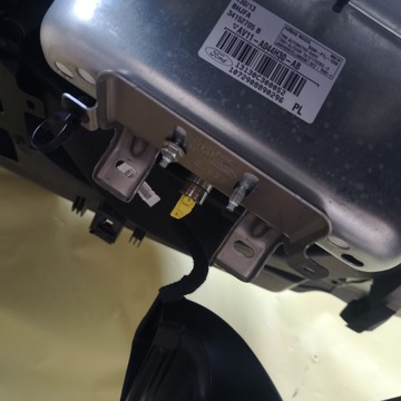 FORD B-MAX B MAX KONZOLA DESKA AIR NÁDRŽ PÁSY KOMPLET EVROPA STAV