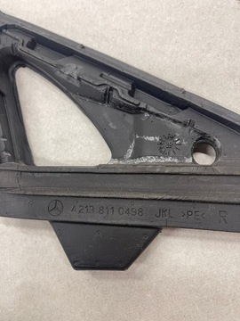TĚSNĚNÍ ZRCÁTKO PRAVÁ MERCEDES W213 A2138110498