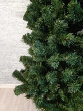 Искусственная елка ЗЕЛЕНАЯ ПИТЬ толщиной 220 см LUX