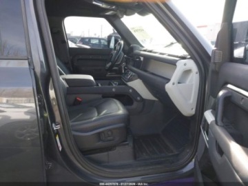 Land Rover Defender IV (L663) 2023 Land Rover Defender 110 SE 2023 3.0 Benzyna 395KM, zdjęcie 9