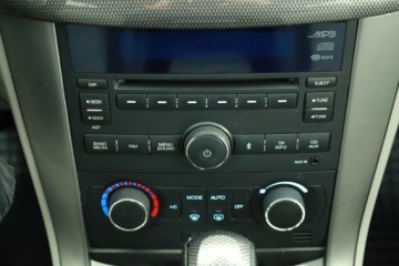 Chevrolet Captiva II SUV 3.0 V6 258KM 2011 Chevrolet Captiva 3.0 V6, Salon Polska, 4X4, zdjęcie 9