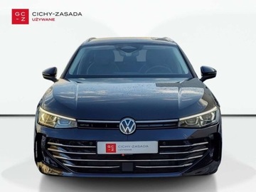 Volkswagen Passat B8 Variant Facelifting 2.0 TDI SCR 150KM 2024 Volkswagen Passat Variant Faktura VATKamery 360Zadbany Maly przebiegElegan, zdjęcie 7