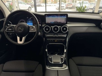 Mercedes GLC C253 SUV Facelifting 2.0 200d 163KM 2020 Mercedes-Benz GLC 200d 4 Matic Kamera cofania Nawigacja LED Salon Pols, zdjęcie 12