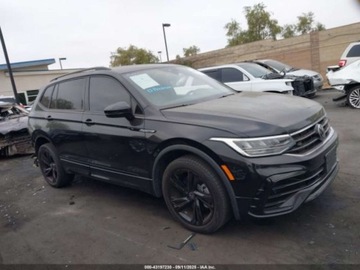 Volkswagen Tiguan II 2023 Volkswagen Tiguan 2.0T SE R-Line Black 2023 2.0 Benzyna 184KM, zdjęcie 7