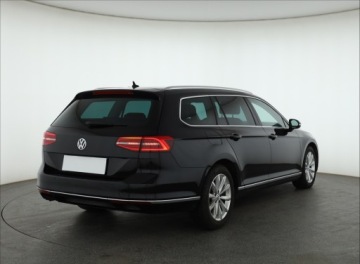 Volkswagen Passat B8 Variant 2.0 TDI 190KM 2015 VW Passat 2.0 TDI, 187 KM, Automat, Skóra, Klima, zdjęcie 4