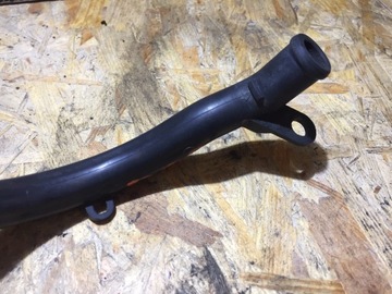 AUDI Q5 3.2 FSI ВОДОПРОВОД 06E121044F