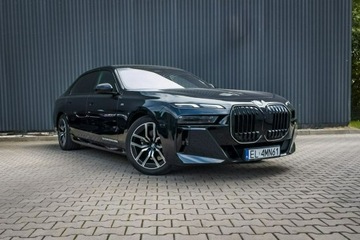 BMW Seria 7 G70 Sedan 3.0 40d 299KM 2025 BMW 740 xDrive Limuzyna DEMO, zdjęcie 3