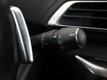 Peugeot 3008 II Crossover 1.5 BlueHDI 130KM 2018 Peugeot 3008 Automat Navi Kamera cofania, zdjęcie 35