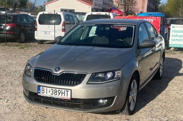 Skoda Octavia III Liftback 1.8 TSI 180KM 2013 Skoda Octavia 1.8 Turbo 180 KM Biksenony Ledy ...