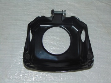 AUDI A4 B9 OSŁONA ZBIORNIKA PŁYNU HAM . 8W0611367