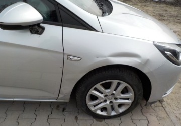 Opel Astra K Sports Tourer 1.6 CDTI 136KM 2017 Opel Astra Automat Diesel Okazja 1.6 Diesel 136KM, zdjęcie 11