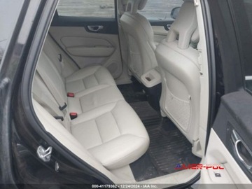 Volvo XC60 II 2018 Volvo XC 60 2018 r., 2,0L T6 2.0 Benzyna 316KM, zdjęcie 10