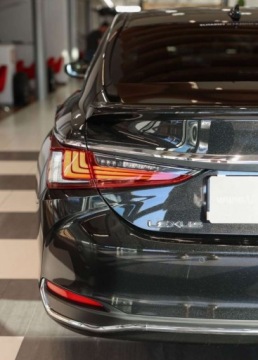 Lexus ES VII (XV70) Sedan Facelifting 300h 218KM 2023 Lexus ES 300h Business Edition 2.5 Hybryda 218KM, zdjęcie 38