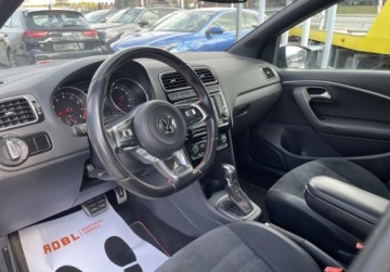 Volkswagen Polo V GTi 3d 1.8 TSI 192KM 2015 Volkswagen Polo 1.8 Benzyna 192KM, zdjęcie 8