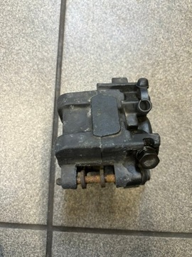 Honda NTV 650 Deauville Задний тормозной суппорт