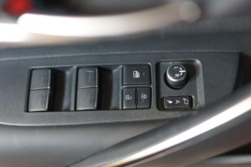 Toyota Corolla XII TS Kombi 2.0 Hybrid Dynamic Force 184KM 2020 Toyota Corolla 2.0 Hybrid Comfort 2.0 Hybryda 184KM, zdjęcie 25