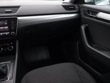 Skoda Superb III Kombi Facelifting 2.0 TDI SCR 150KM 2021 Skoda Superb 2.0 TDI, Salon Polska, 1. Właściciel, zdjęcie 7
