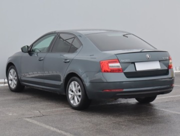 Skoda Octavia III Liftback Facelifting 1.5 TSI ACT 150KM 2019 Skoda Octavia 1.5 TSI, Salon Polska, Klima, zdjęcie 3