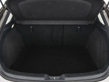 Mazda 3 III Hatchback  2.0 SKYACTIV-G 120KM 2015 Mazda 3 navi klima auto czujniki parkowania grzane, zdjęcie 19