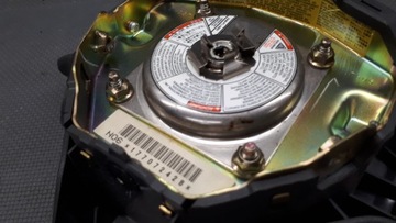 AIRBAG ŘIDIČE MITSUBISHI COLT V