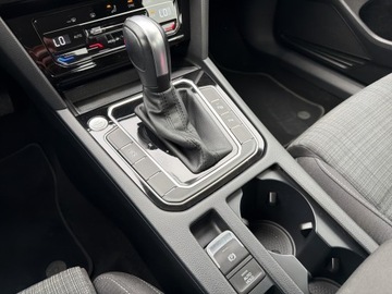 Volkswagen Passat B8 Variant Facelifting 1.5 TSI EVO 150KM 2022 Volkswagen Passat 1.5 TSI / 150 KM Business DSG FV, zdjęcie 15