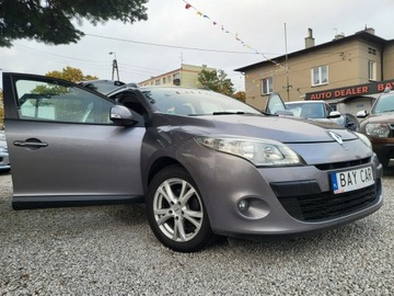 Renault Megane III Hatchback 1.6 16v 110KM 2009 Renault Megane 1.6 16V 111 KM 100 % Przebieg, zdjęcie 1