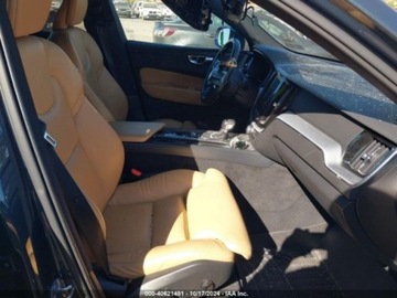 Volvo XC60 II 2019 Volvo XC 60 2019 VOLVO XC60 T6 MOMENTUM 2.0 Benzyna 316KM, zdjęcie 5