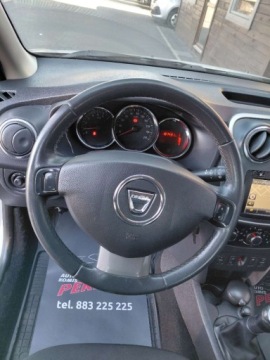 Dacia Sandero II Hatchback 5d 1.5 dCi 90KM 2014 Dacia Sandero Nawigacja Klimatyzacja Elektryka PDC 1.5 Diesel 90KM, zdjęcie 9