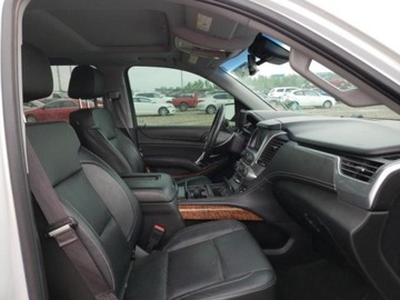 Chevrolet Tahoe GMT900 2016 Chevrolet Tahoe 2016, 5.3L, 4x4, po gradobiciu 5.3 Benzyna 335KM, zdjęcie 4